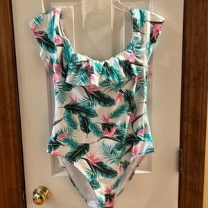 Women’s bathing suit, size extra large, one piece